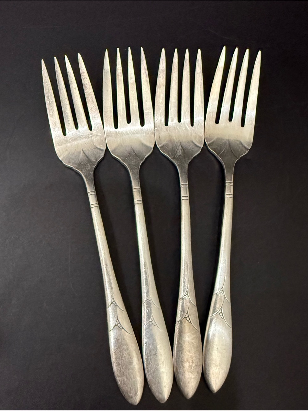 4pcs Vintage ONEIDA Community Plate Lady Hamilton Silver-plate Salad Forks